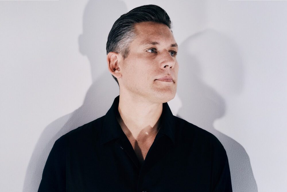 DENIS-HORVỆT-Facebook